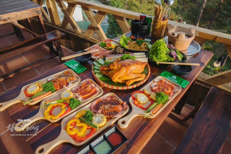 Tiệm nướng Khói Thông