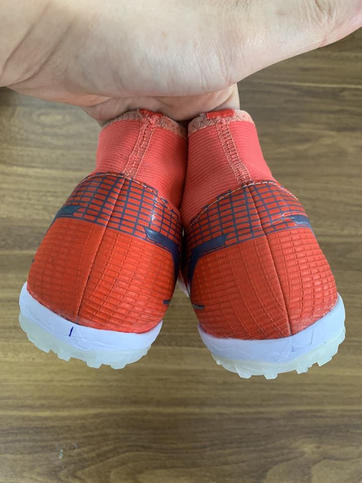 Tiệm Sửa Giầy Nhà Táo