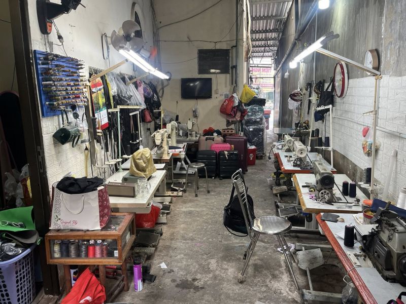 Tiệm sửa quần áo Nghĩa