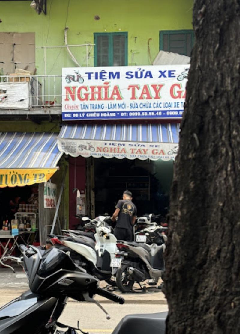 Tiệm Sửa Xe Nghĩa Tay Ga