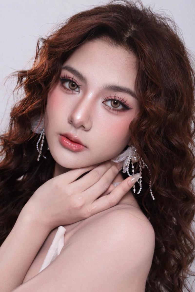 Make Up Hùng Việt
