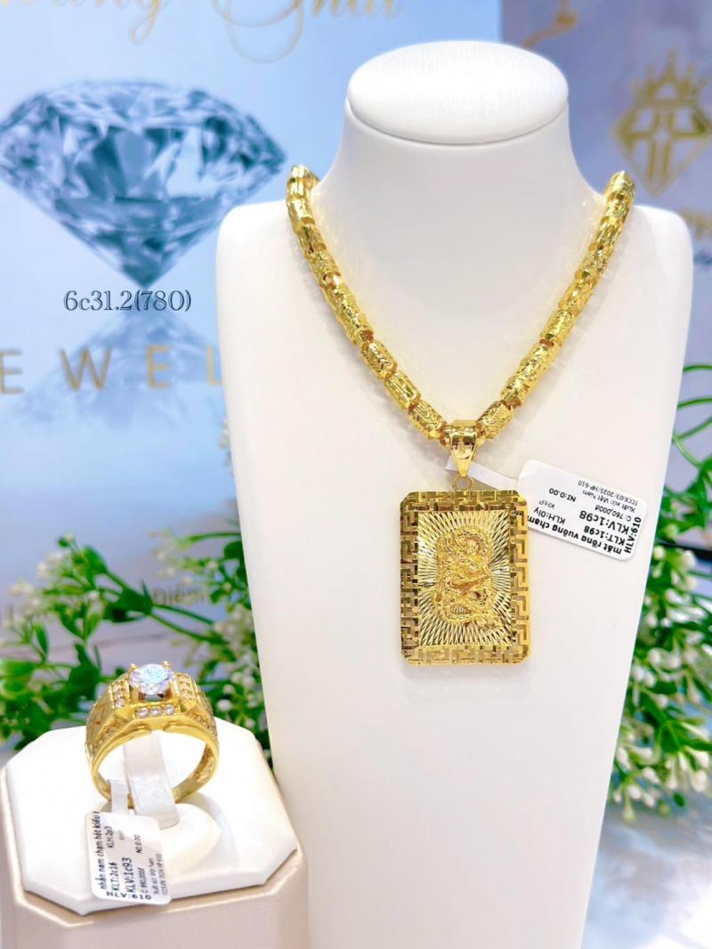 Tiệm Vàng Hoàng Phát