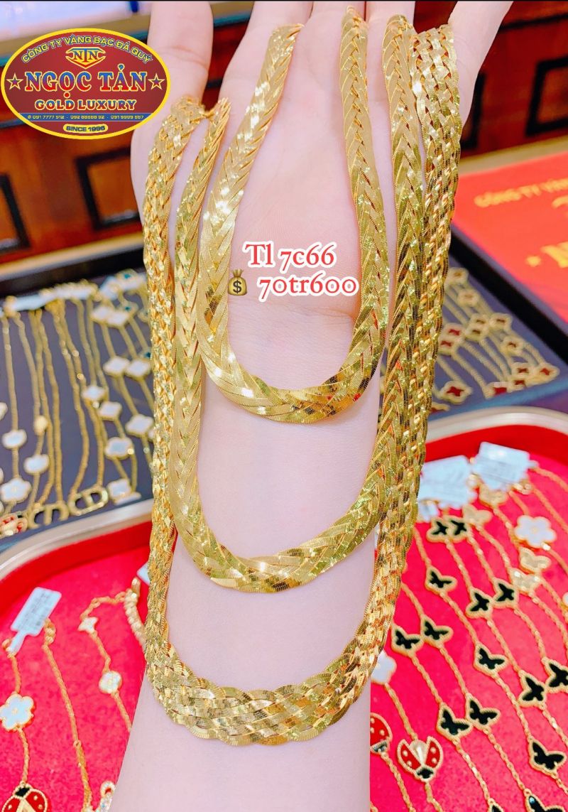 Tiệm vàng Ngọc Tản