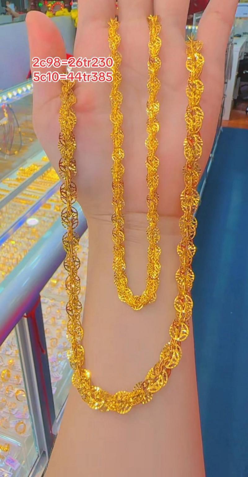 Tiệm vàng Ngọc Thủy