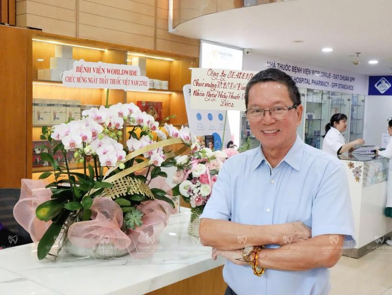 Tiến sĩ, Bác sĩ Đỗ Đình Hùng