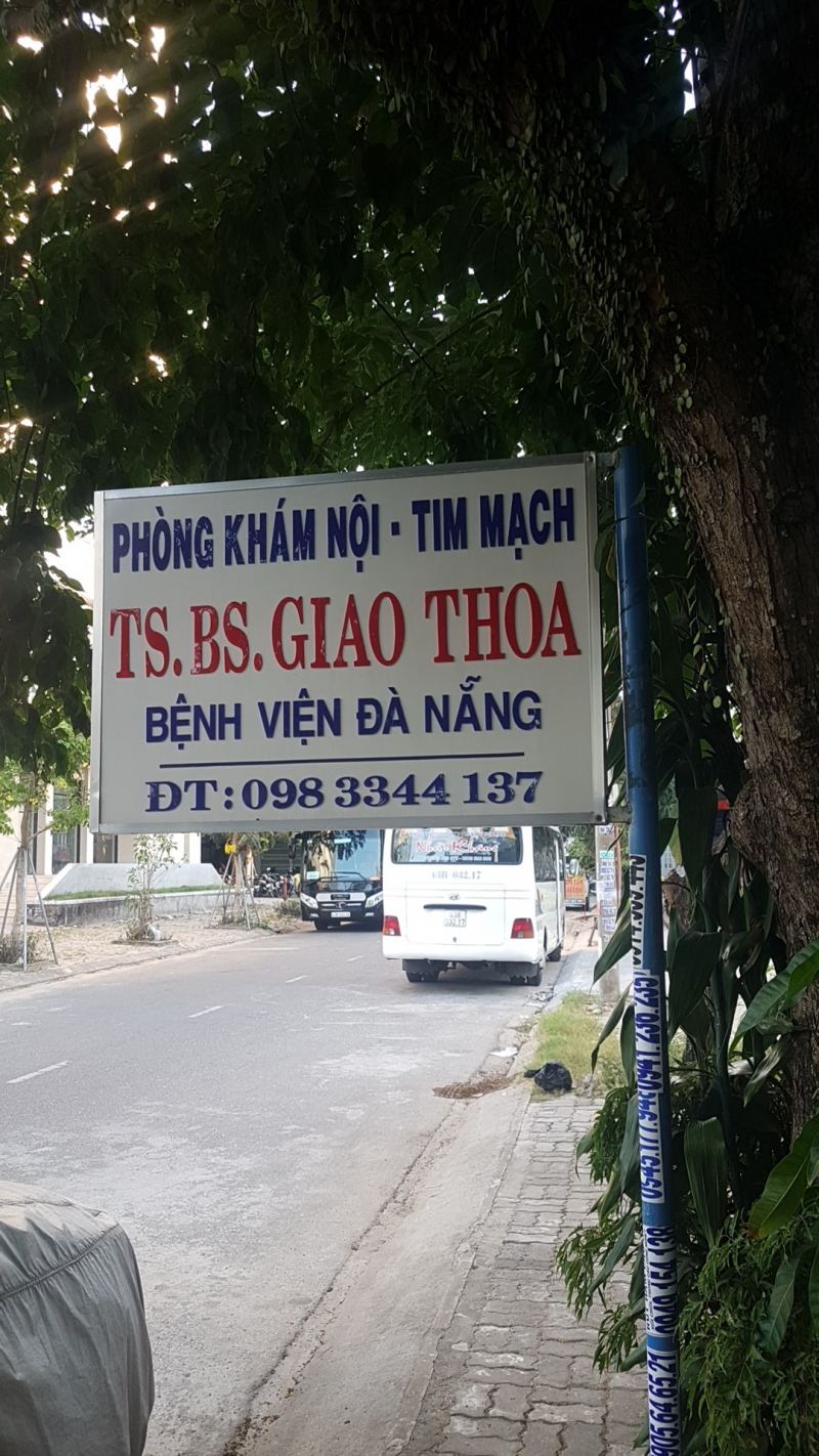 Tiến sĩ - Bác sĩ Giao Thoa