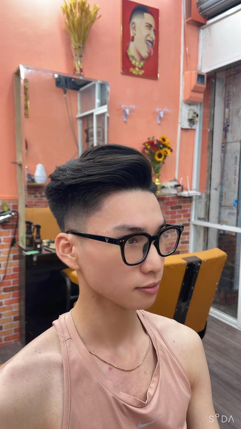 Tiến Sự Barber