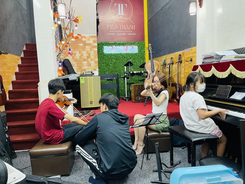 Tiến Thành Music School