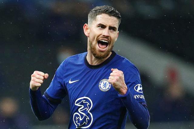 Tiền vệ: Jorginho