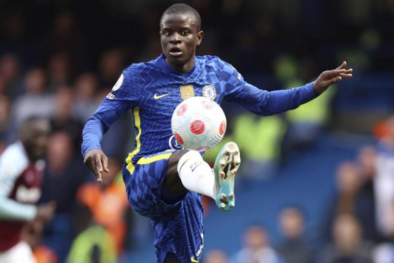 Tiền vệ: N'Golo Kante