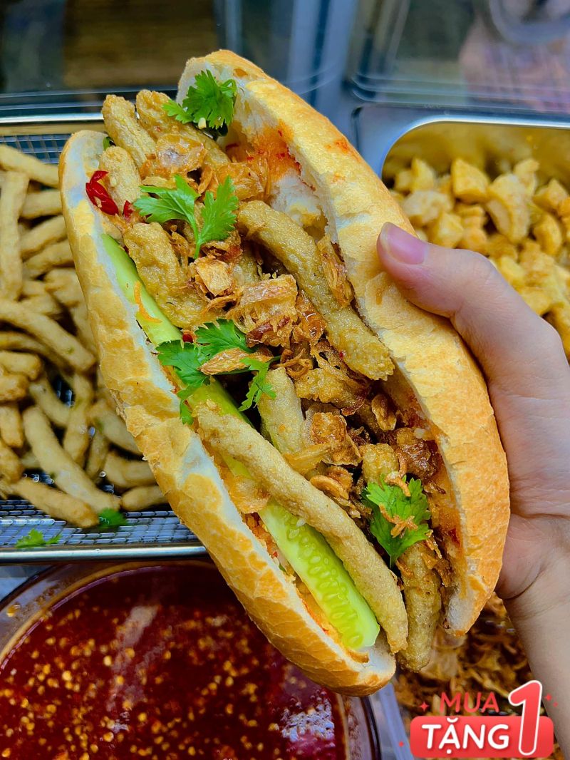 TiNa - Bánh mì chả cá sợi