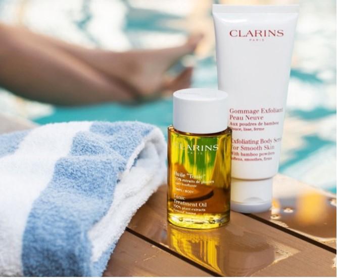 Tinh dầu massage săn chắc da toàn thân Clarins Contour Body Treatment Oi