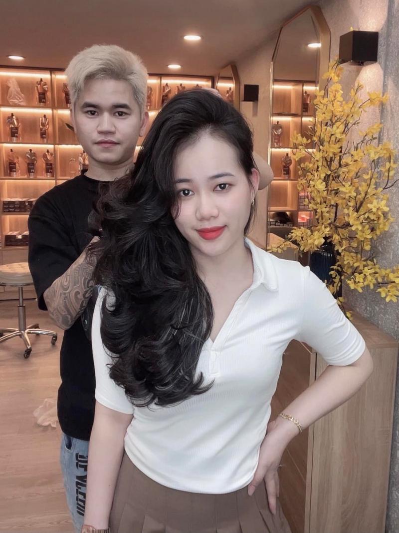 Tình Huỳnh Salon