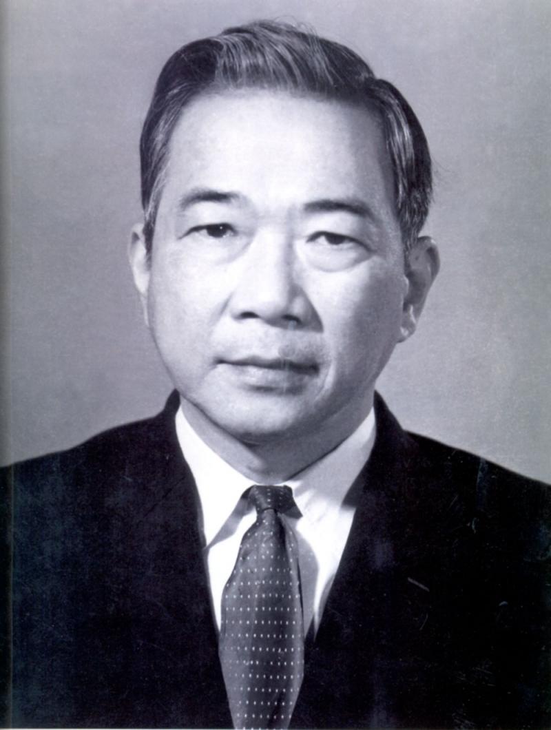 Tố Hữu