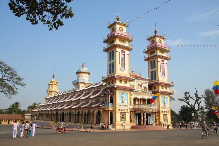 Tòa thành thất cao đài Tây Ninh