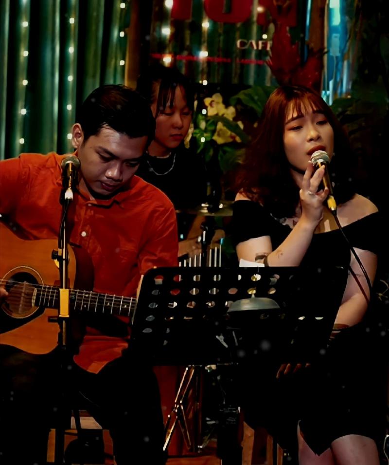 Tôn Cafe Acoustic