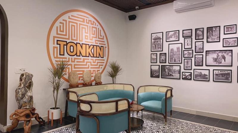 Tonkin Coffee & Bakery