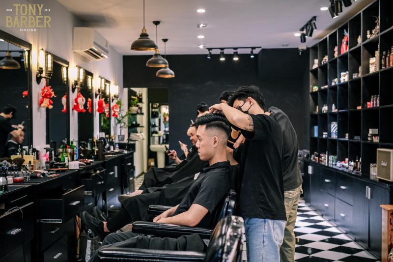 Top 8 Salon tóc Nam đẹp Bình Dương - ALONGWALKER