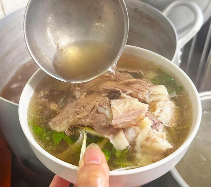 Bánh đa bò Bà Bình