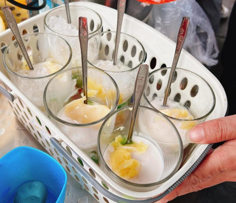 Chè Sương Sa 45 Chợ Cố Đạo
