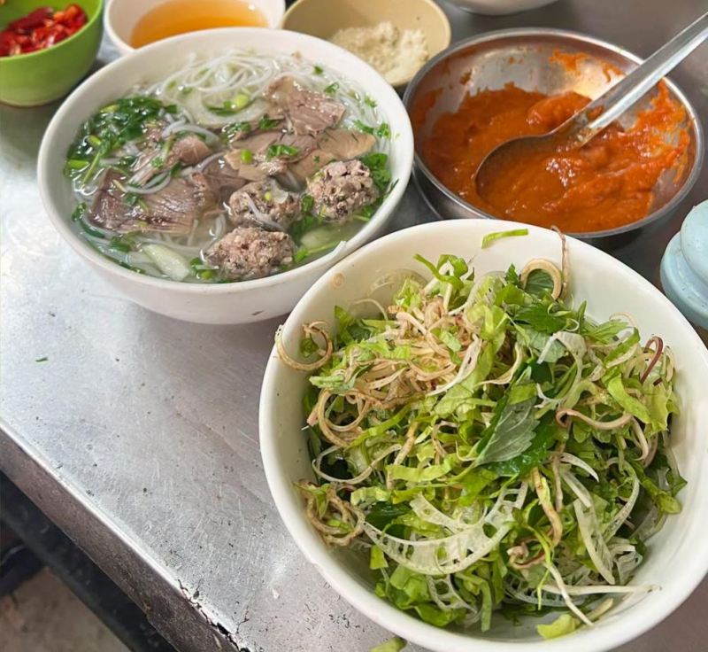 Bún Bò Mọc