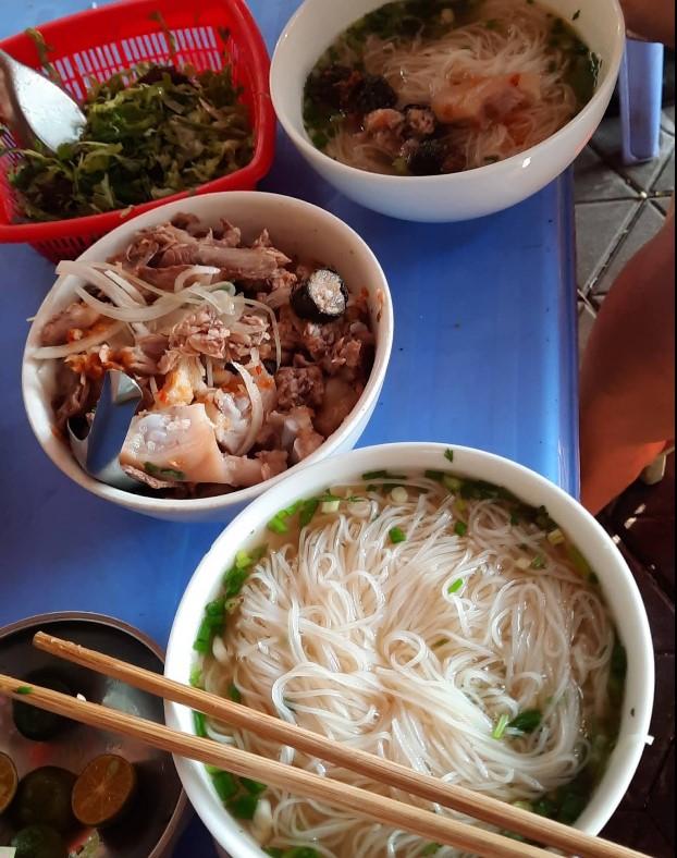 Bánh đa bò Cô Hiền