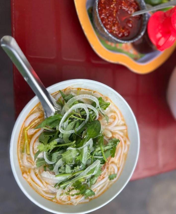 Bánh Canh Cô Thể