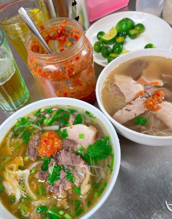 Bánh đa bò Bà Châu