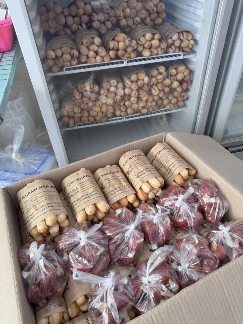 Bánh mì cay Khánh Nạp Tú Béo