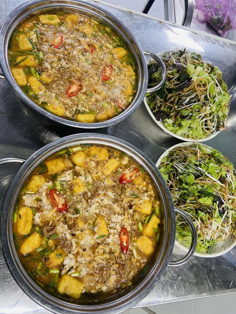 Bảo Ngân - Lẩu Bề xay