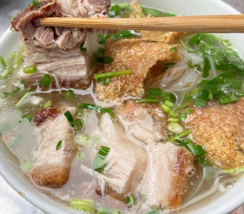Bún Thịt Rán Bà Trình