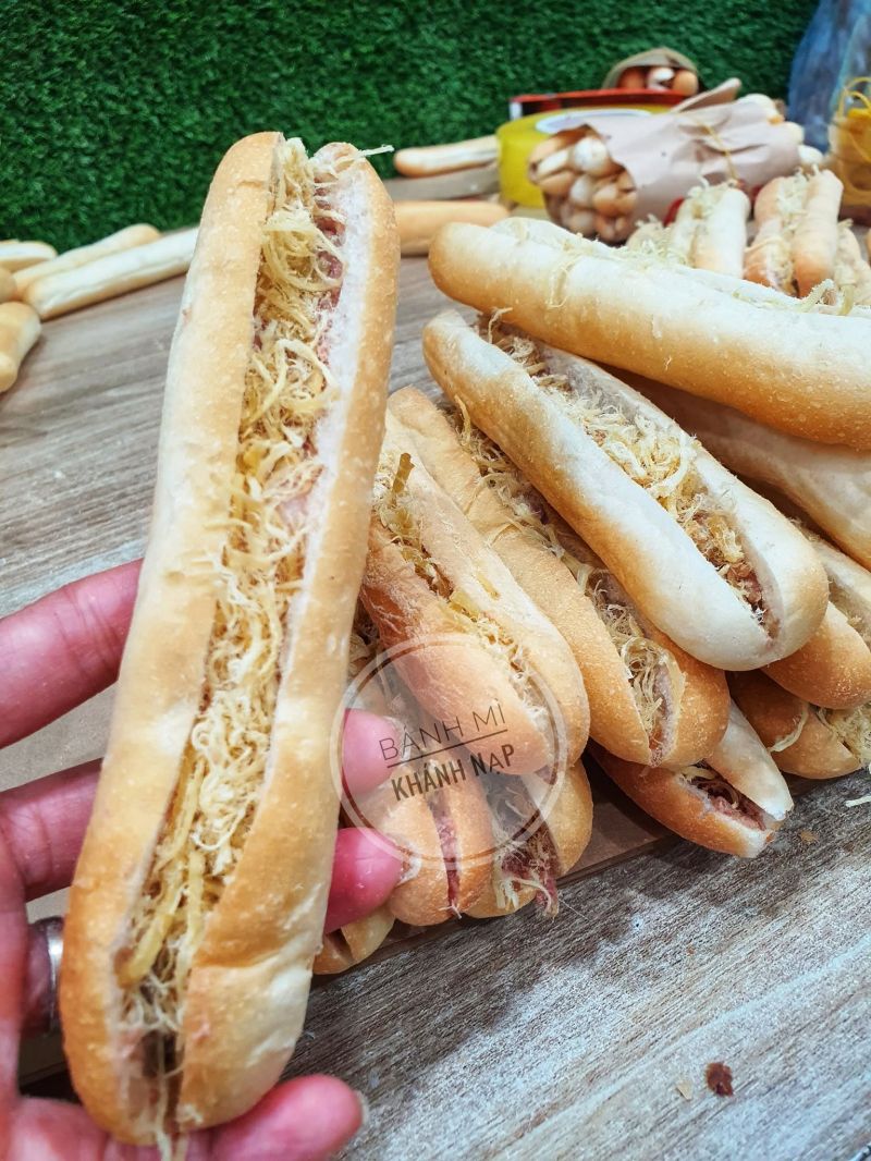 Bánh mì cay Khánh Nạp