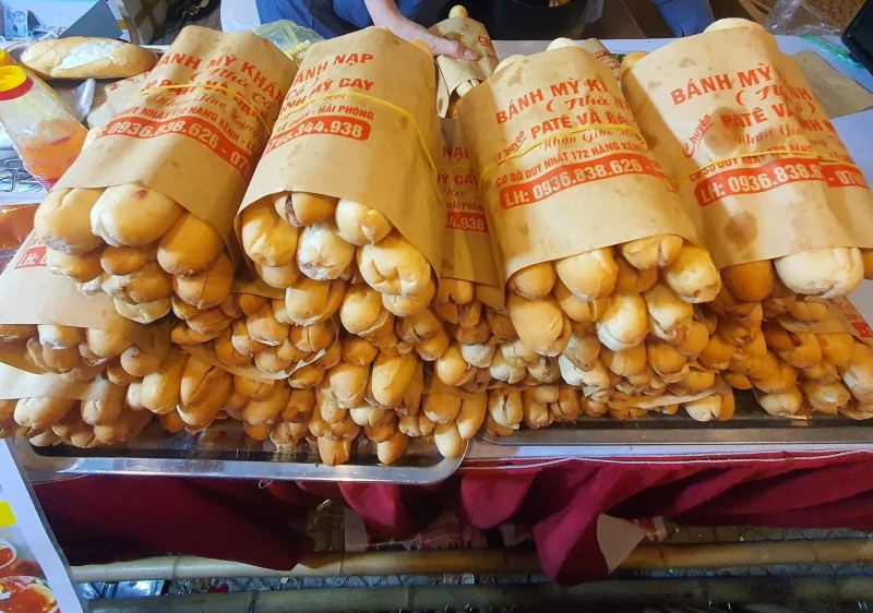 Bánh mì cay Khánh Nạp