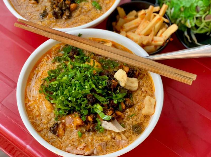 Bún riêu cô Mây