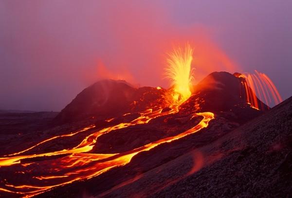 Núi lửa ở Hawaii Mỹ