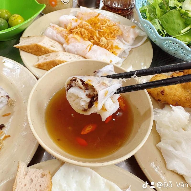 Bánh Cuốn Bà Y