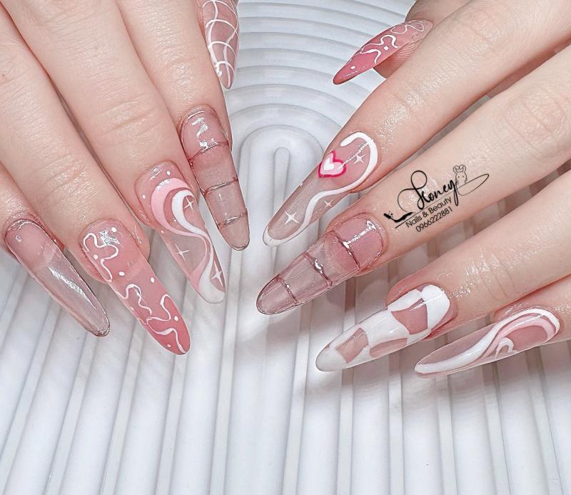 Honey Nails & Beauty