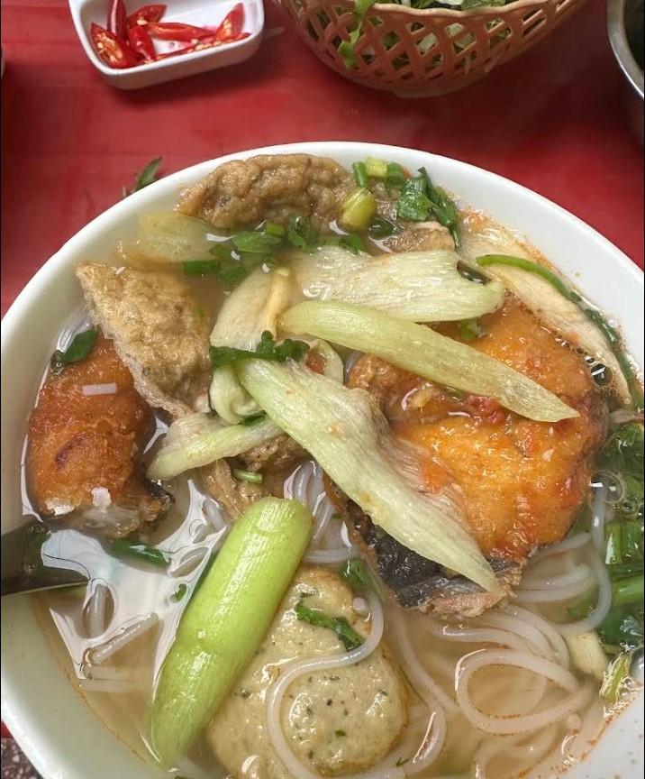 Huệ – Bún Cá Mũn