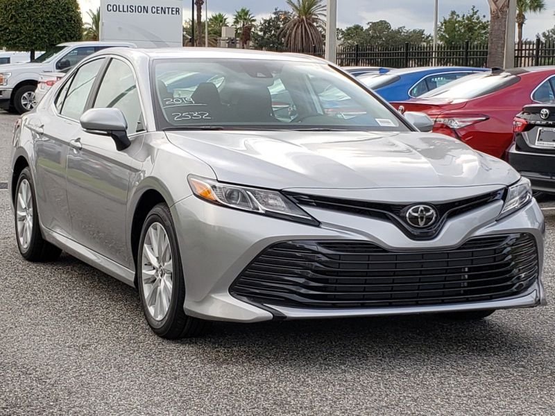 Toyota Camry 2019