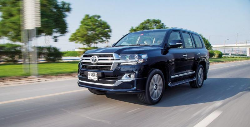 Toyota Land Cruiser VXR 2019 – Giá: 10 tỷ VND