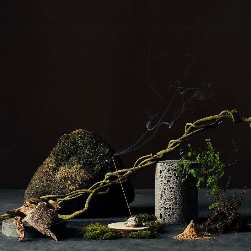 Trầm Hương Tâm Thuần