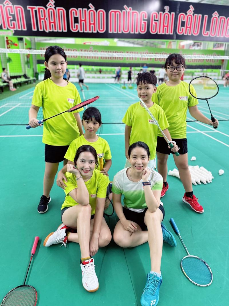 Trần Badminton Acedamy