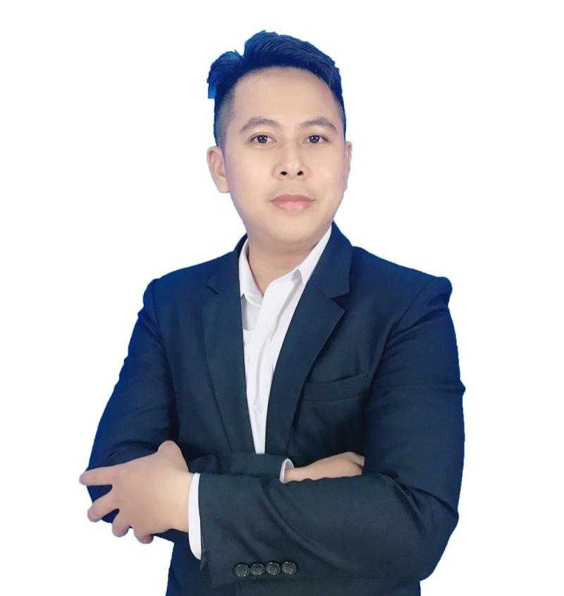 CEO Nguyễn Quốc Anh vận hành hai doanh nghiệp: Công Ty Tư Vấn Invert Việt Nam (https://www.invert.vn/) và CÔNG TY TNHH SẢN XUẤT VÀ THƯƠNG MẠI ĐỒNG PHỤC TRANG ANH