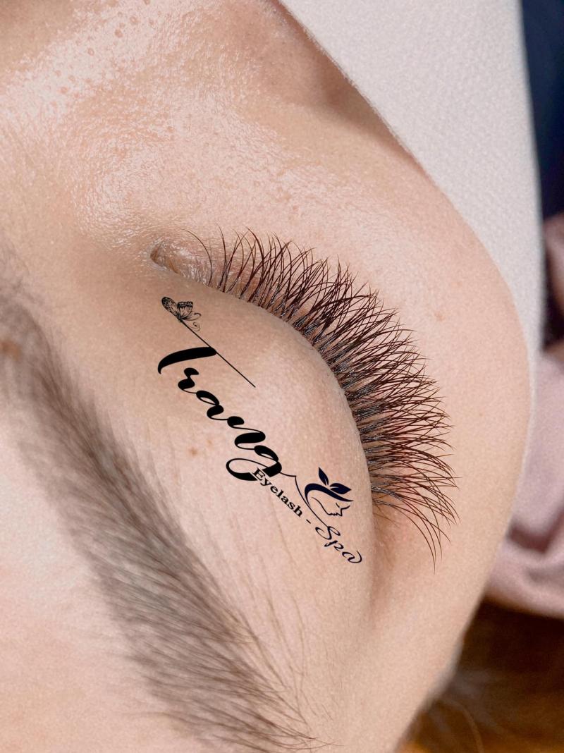 Trang Eyelash