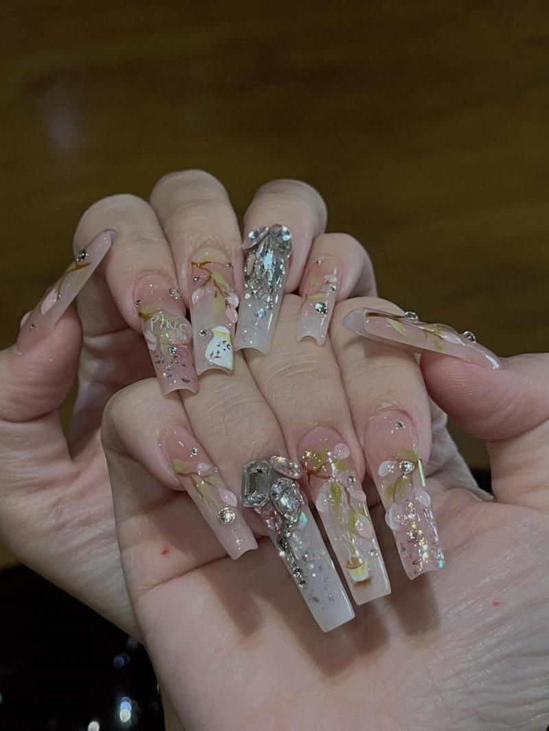 Trang Nails