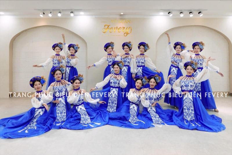 Trang phục biểu diễn Fevery