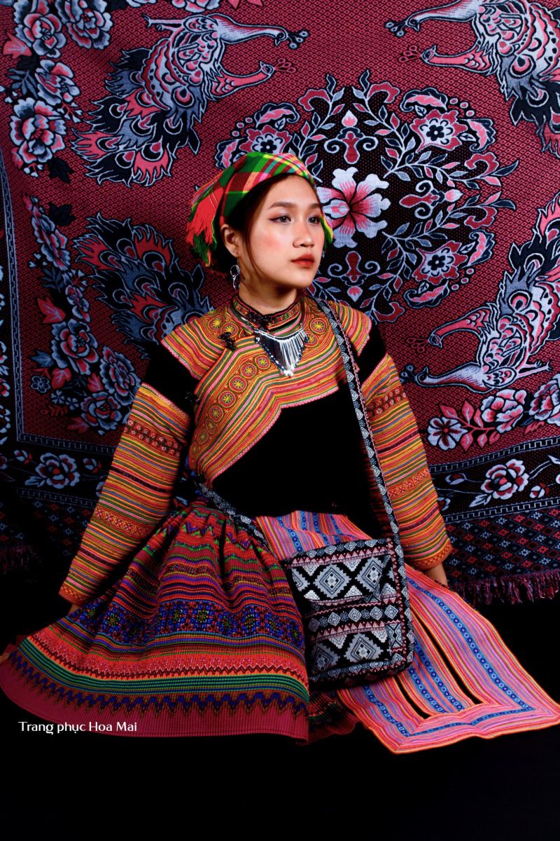 Trang Phục Biểu Diễn HOA MAI