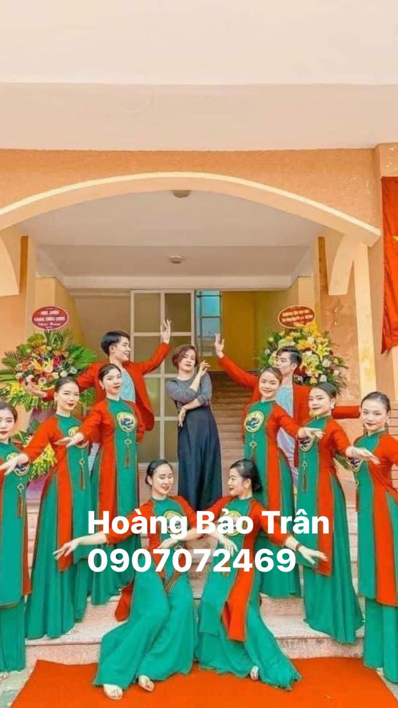 Trang phục biểu diễn Hoàng Bảo Trân