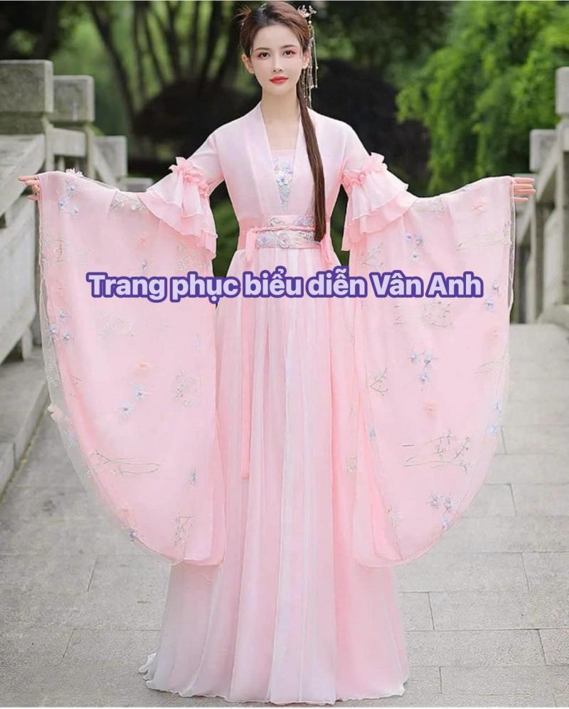 Trang phục biểu diễn VÂN ANH