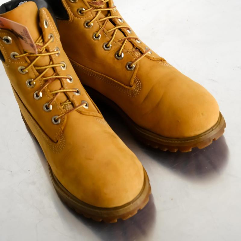 Trùm giày 2hand Janus